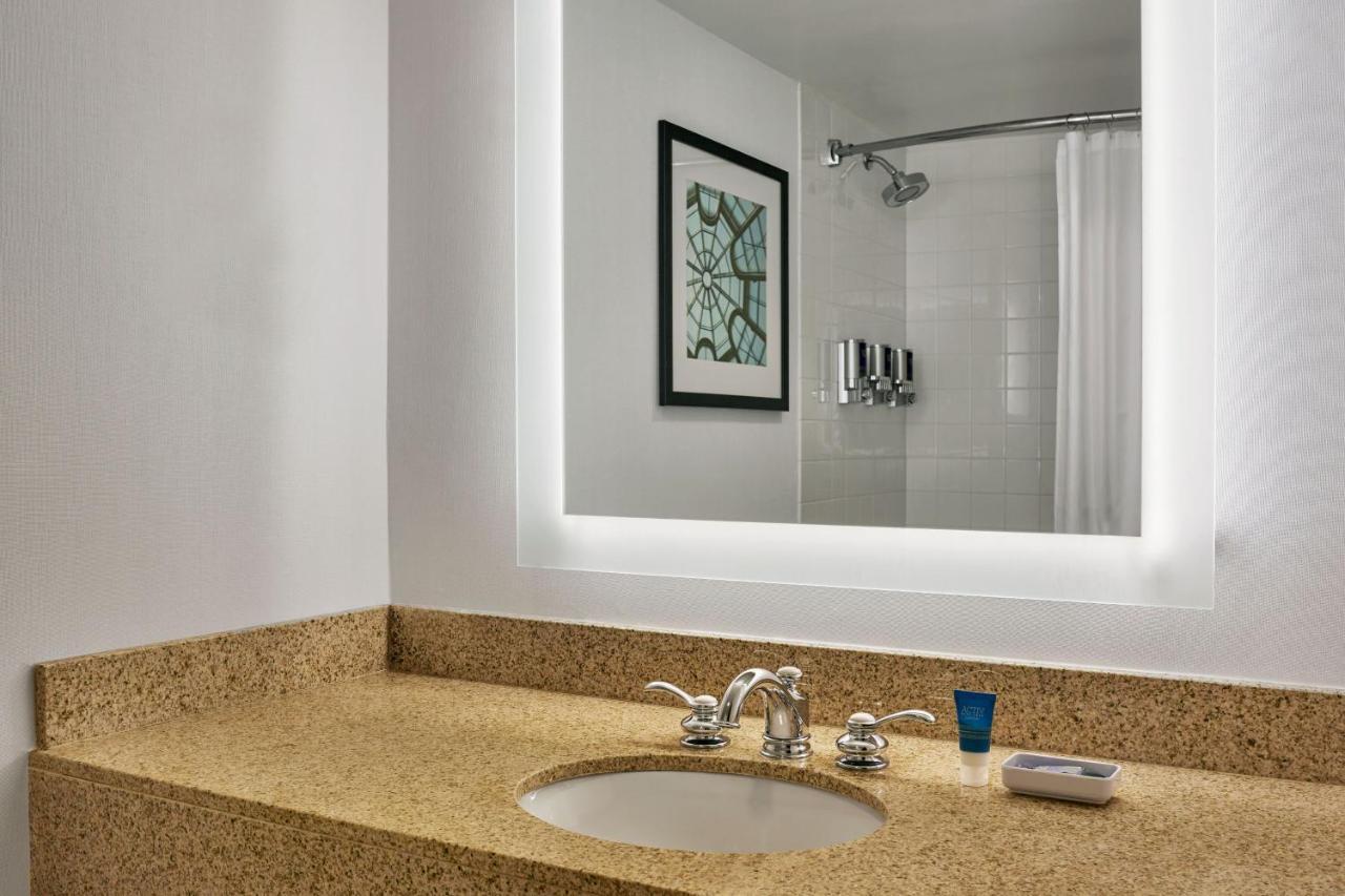 Four Points By Sheraton Little Rock Midtown Экстерьер фото